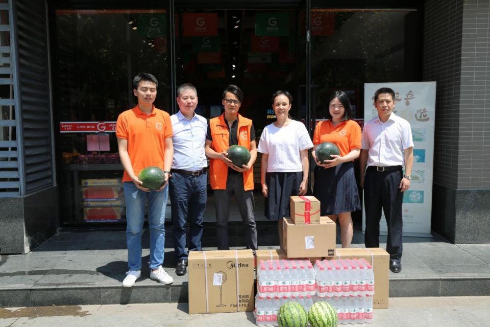 j9�����λ���Ϸ�й��ٷ���վ-������Ϸ��ӪƷ��